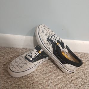 He loves me, he loves me not. Women's Vans Rare